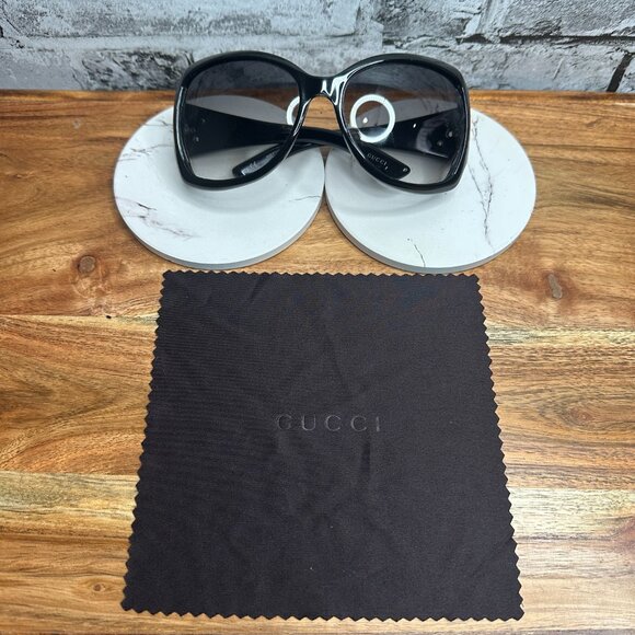 EUC Gucci Silver GG Sunglasses Leather Case Included Cloth & Bag O/S (2938/N/S) - Picture 1 of 16